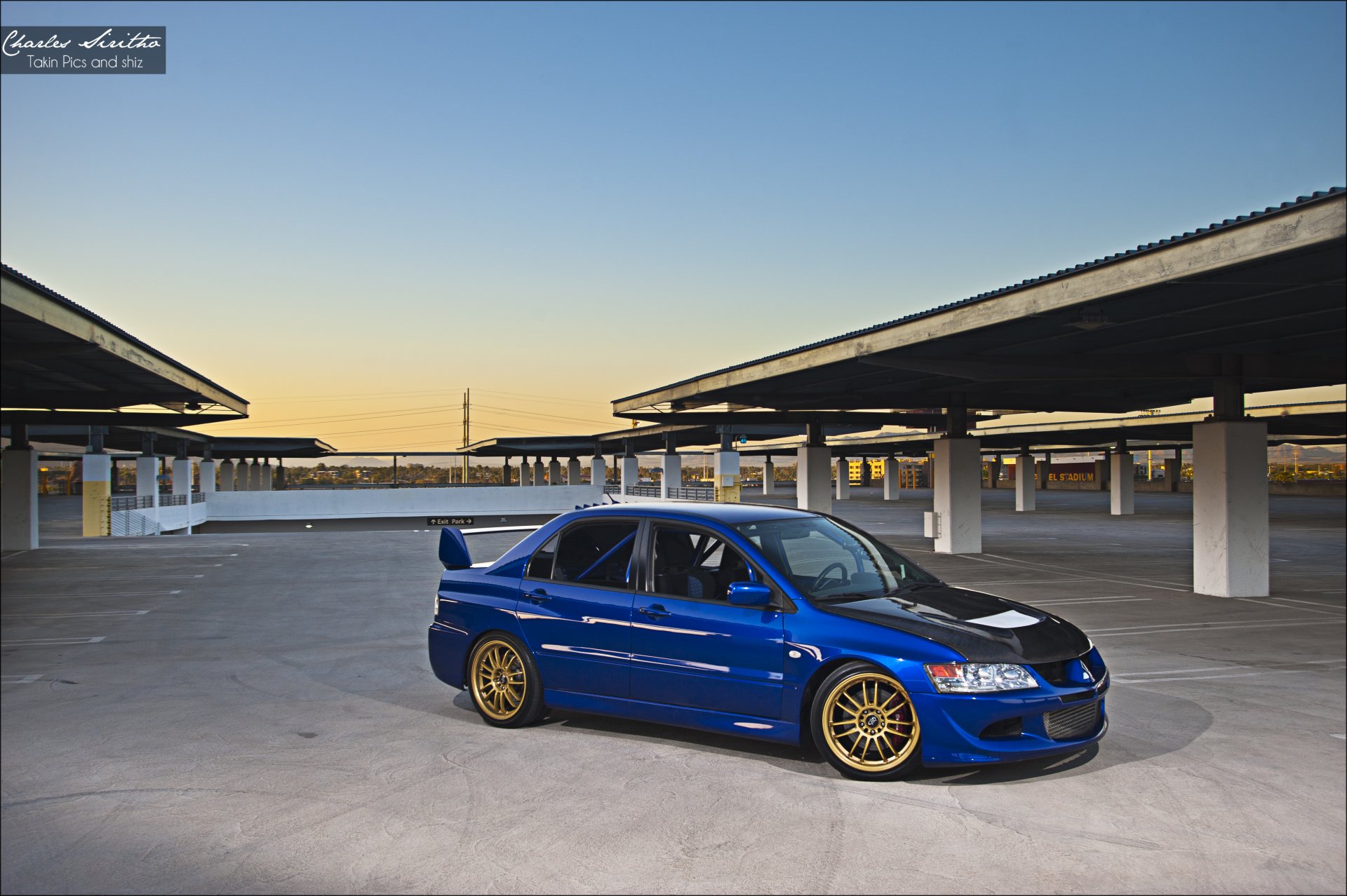 charles siritho mitsubishi zawody ewolucja viii spoiler bok