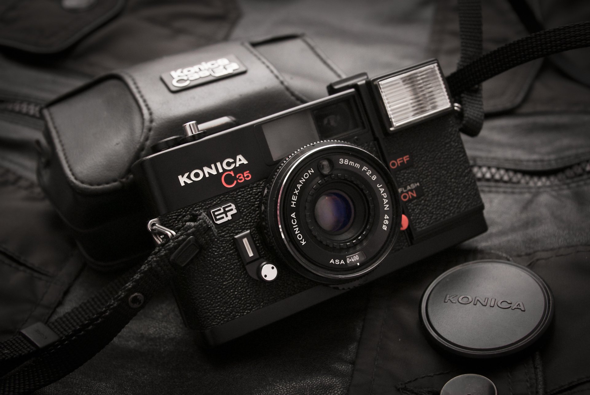 konica c35 ef kamera tło