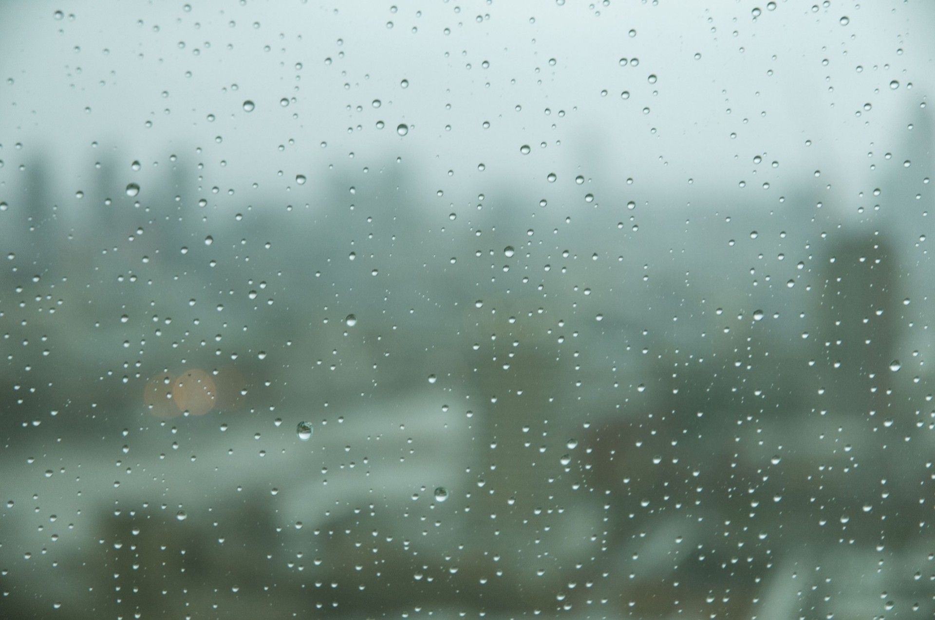 woda deszcz bokeh spada kropla