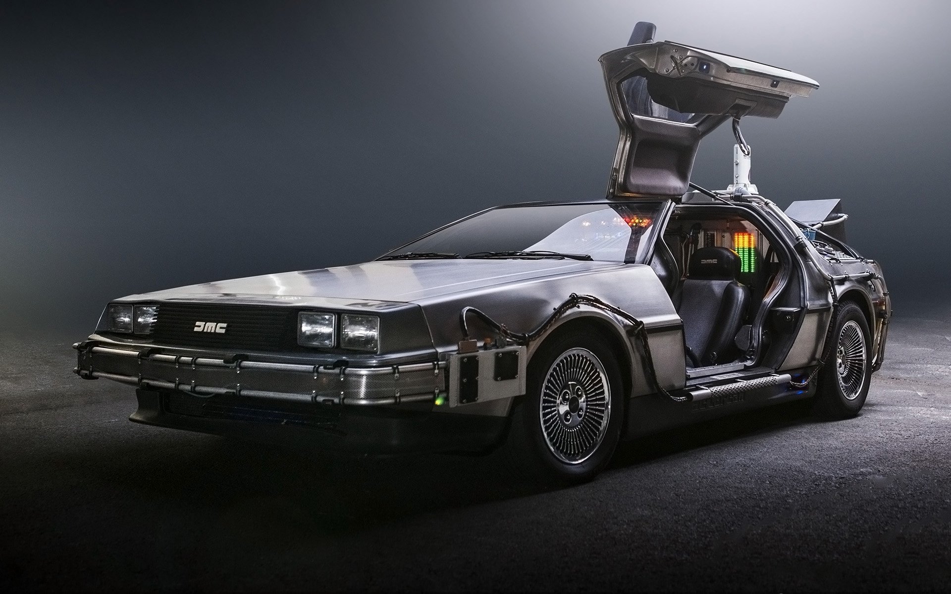 delorean dmc-12 powrót do przyszłości wehikuł czasu delorean frontowe drzwi tło
