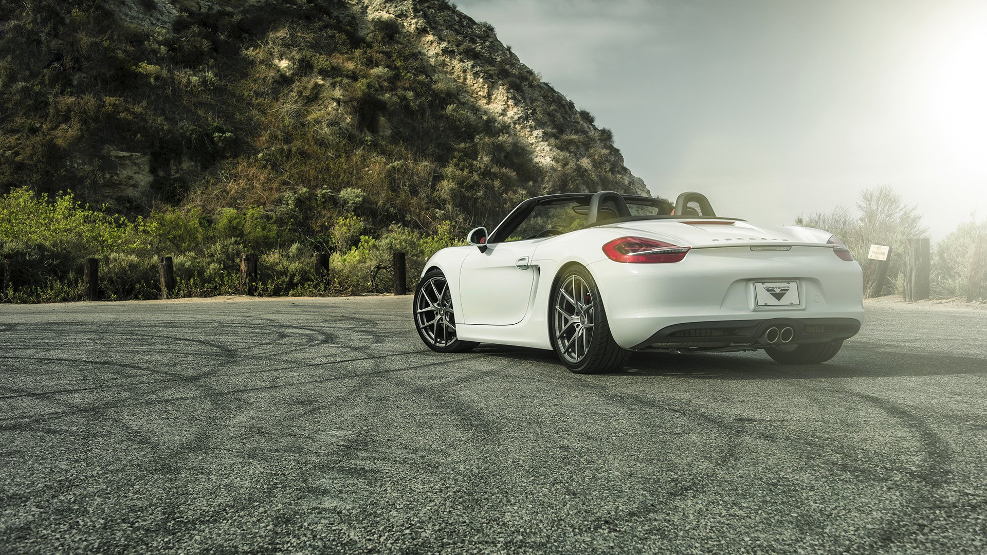 porsche boxster vorsteiner porsche tuning biały samochód