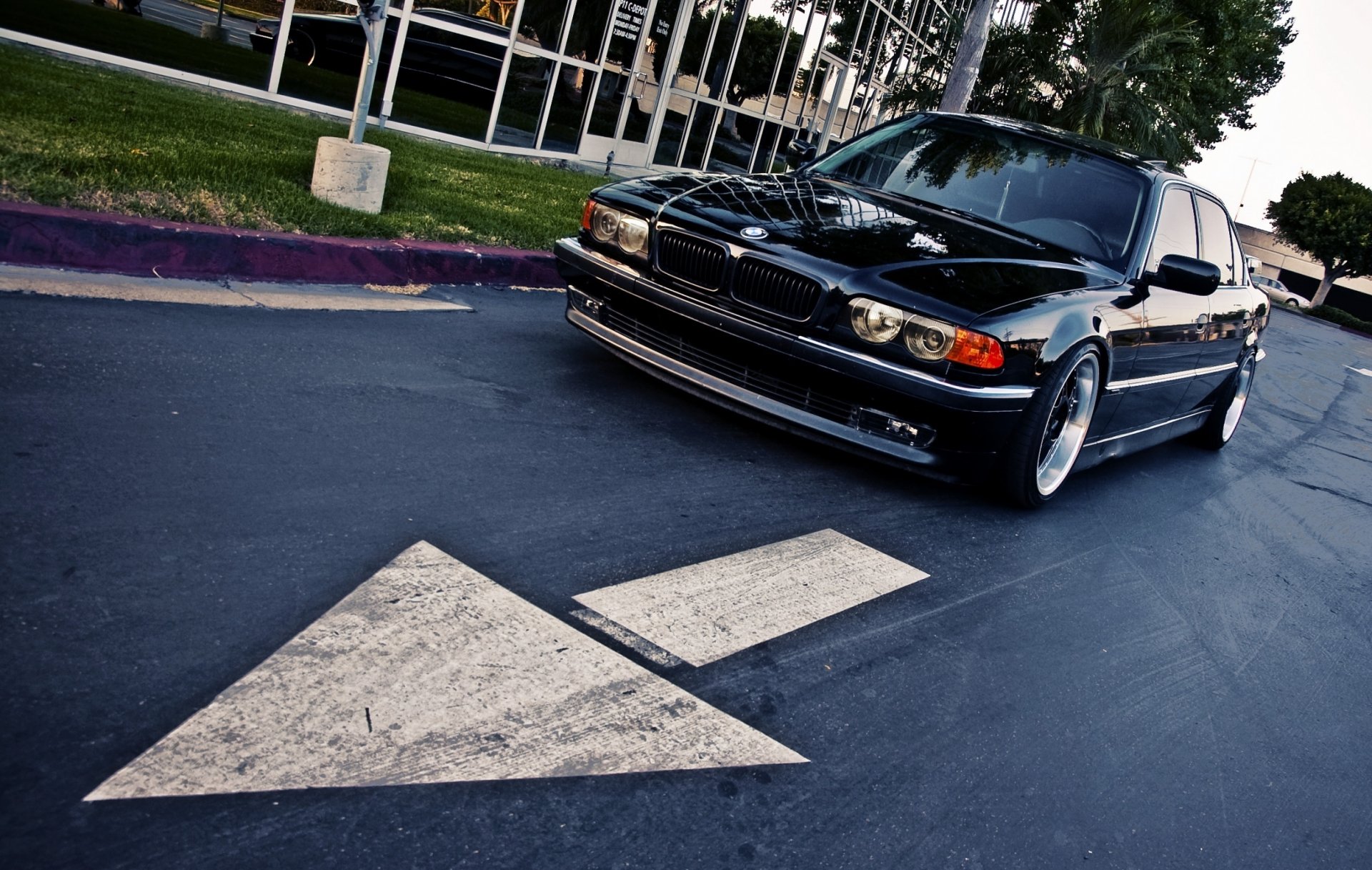 bmw 740 e38 boomer siódemka felgi tuning droga