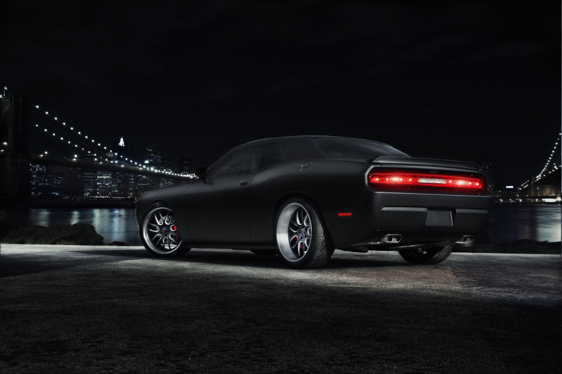 dodge challenger czarny muscle car dodge challenger muscle car most miasto metropolia noc