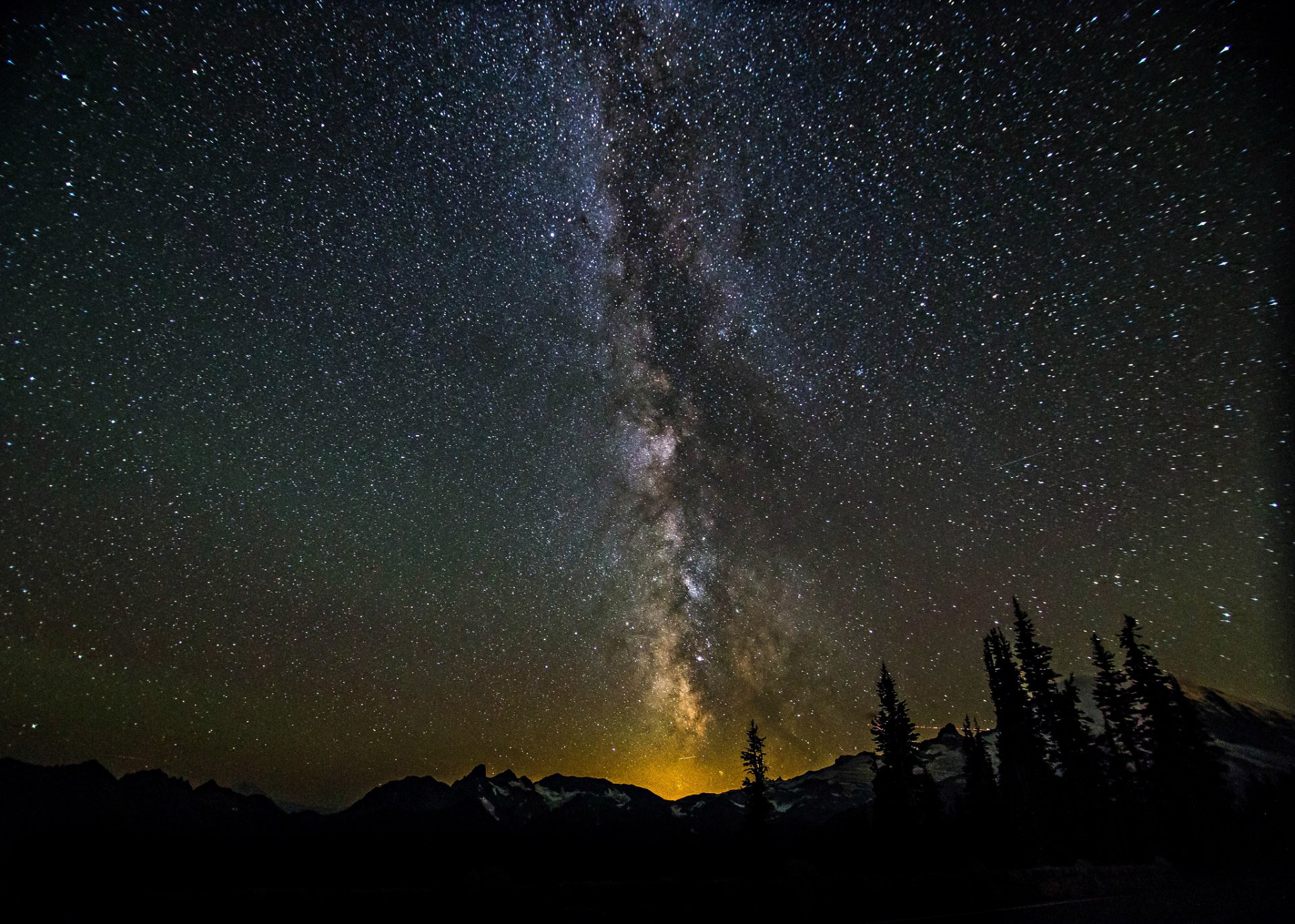 kosmos gwiazdy noc przestrzeń droga mleczna drzewa las góry