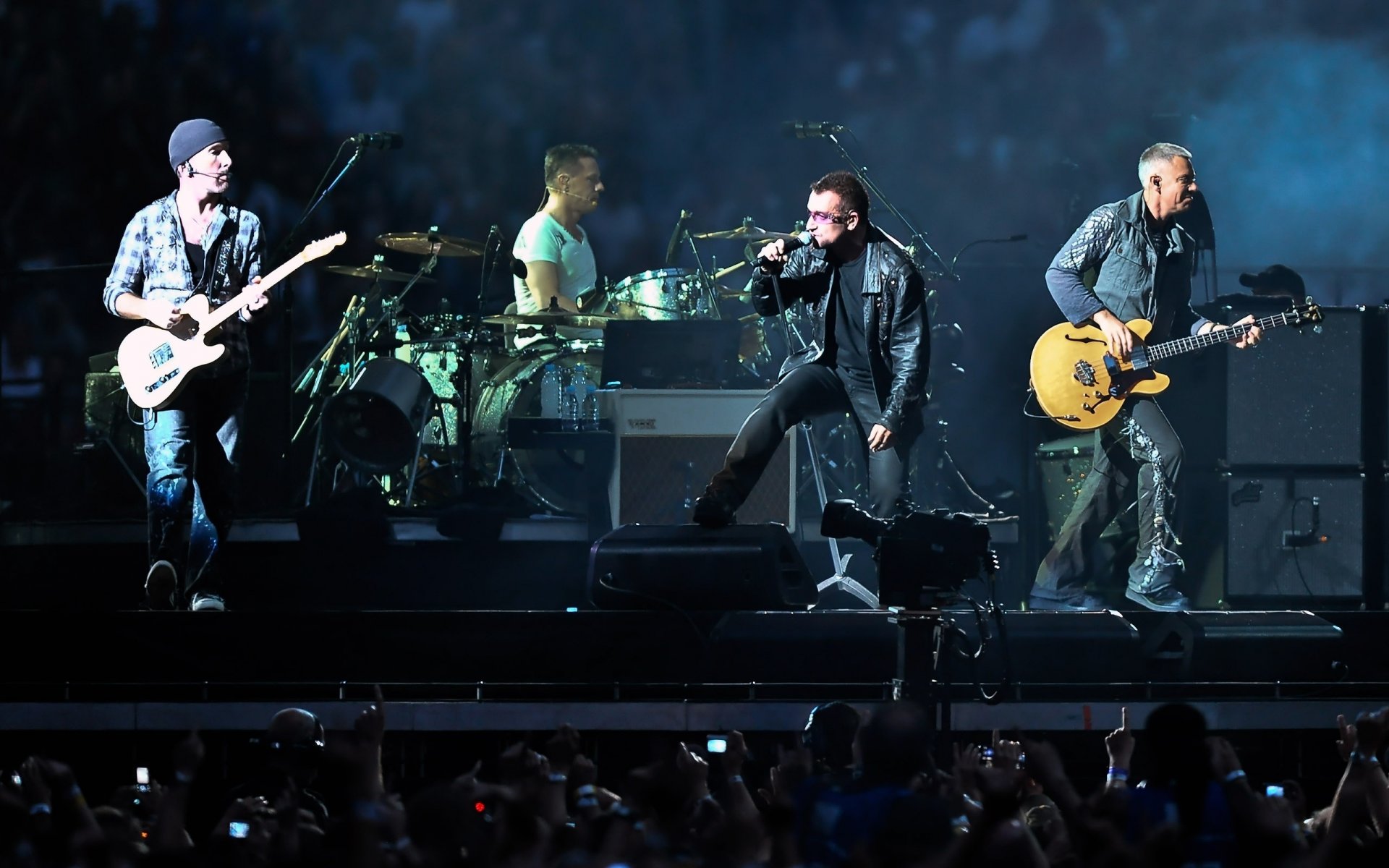 u2 in concert rock n roll turystyka